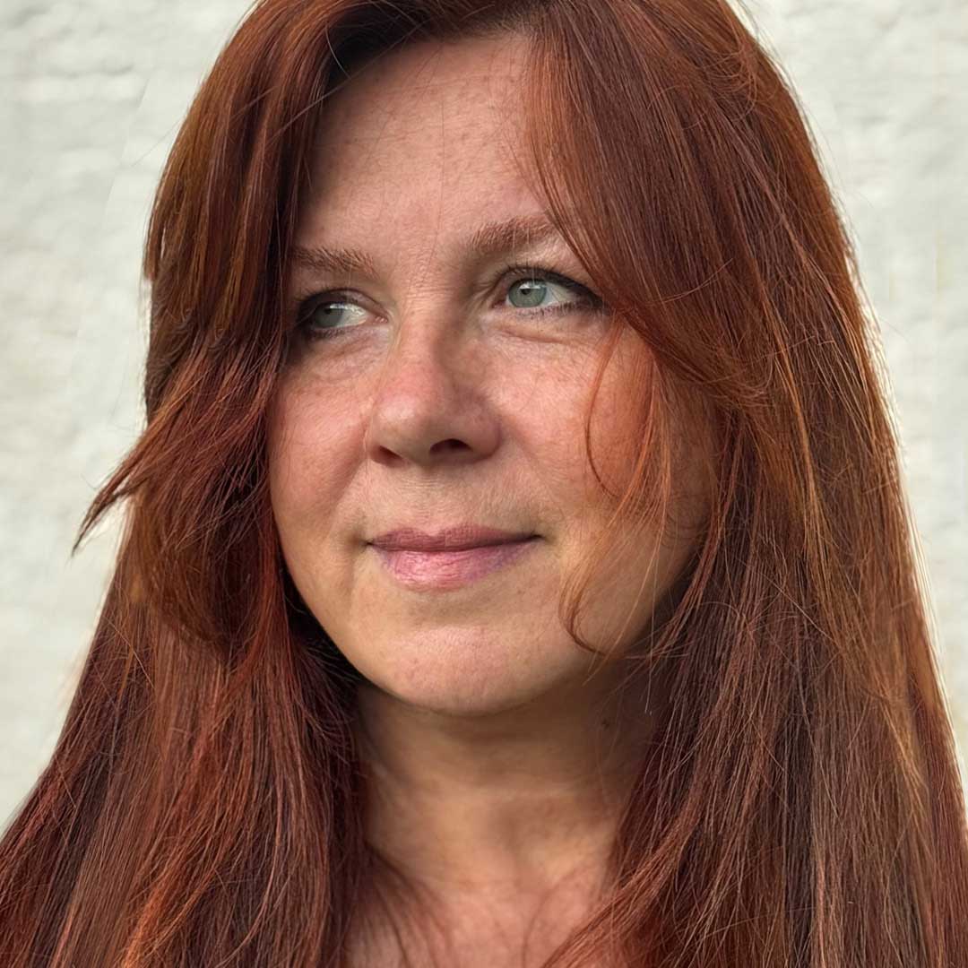  Bettina  Mueller Reichl 
